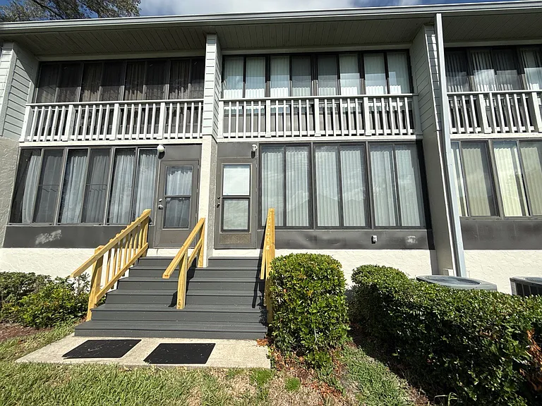 790 E Gilchrist Ct #2B — Photo 28