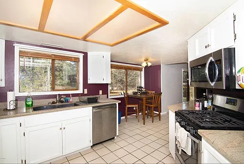 3465 S Carol Dr Photo 1