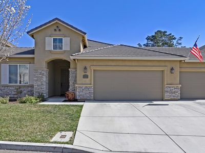 1071 Cypress St, Hollister, CA, 95023