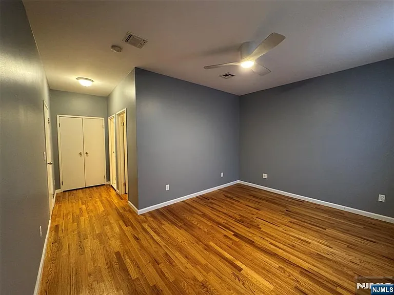 610 Devon St — Photo 20