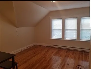 1060 Pleasant St #3 — Photo 8