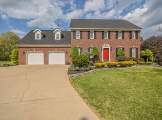 1012 Chesapeake Ct, Kingsport, TN 37660