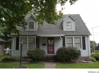 303 S Delmar Ave, Hartford, IL 62048