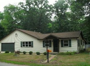 10909 N Cherokee Rd, Walkerton, IN 46574