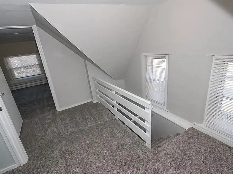 702 Main St #2 — Photo 8