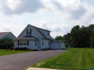 902 E Maple St, Bryan, OH 43506