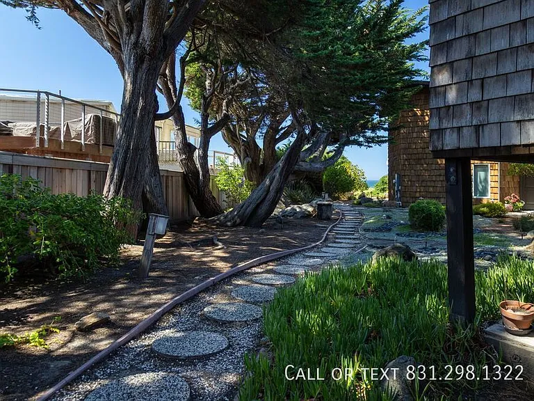 22660 E Cliff Dr — Photo 22