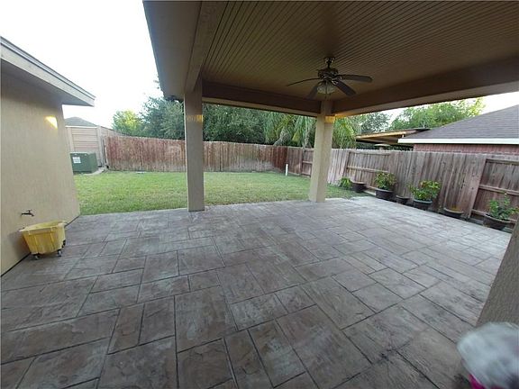 3rd image of 4701 Violet Ave