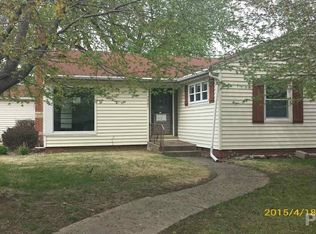 1501 N 5th St, Pekin, IL 61554