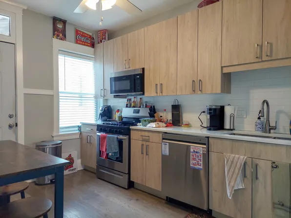 3703 N Racine Ave #1, Chicago, IL 60613