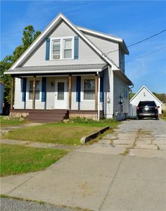 107 Barr Ave, Grove City, PA, 16127