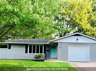 3203 W Chartwell Rd, Peoria, IL 61614