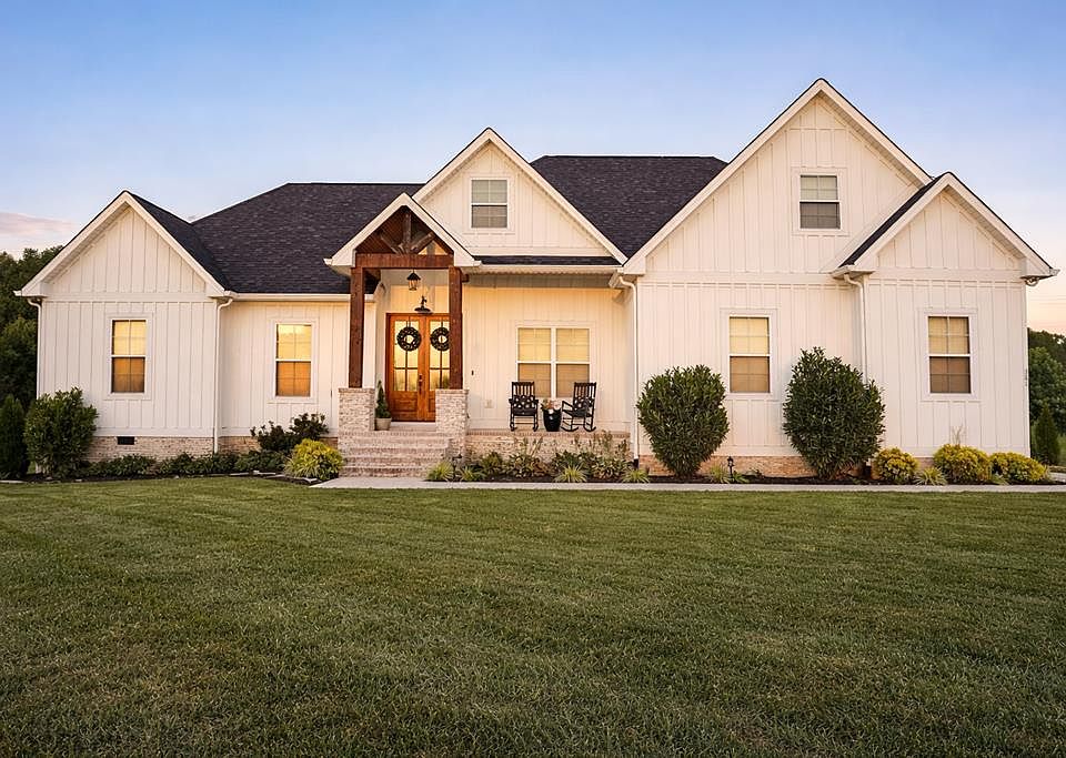 1st image of 361 Parragon Rd