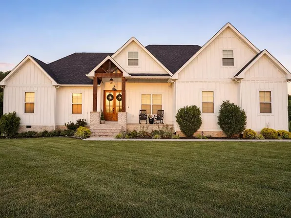 361 Parragon Rd, Cookeville, TN 38506