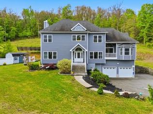 45 Whitetail Run, Chester, NY 10918