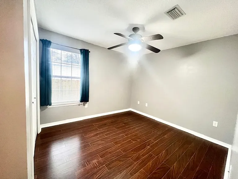 655 County Line Rd — Photo 13