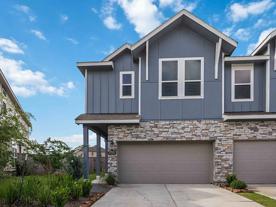21121 Doubtful Canyon Dr