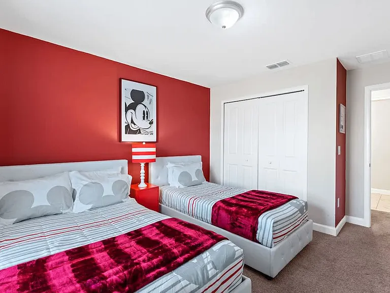 Romeo Cir — Photo 3