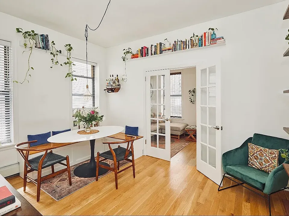 118 Sterling Pl #1D