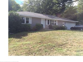 19 Pinewood Dr, Cumberland, ME 04021