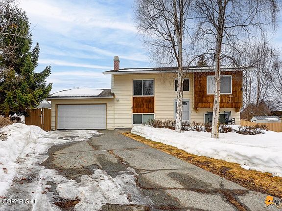 2nd image of 10254 Goodnews Cir