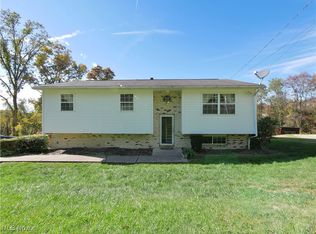 3761 Bealls Ridge Rd, Wellsburg, WV 26070