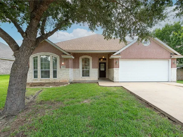 705 Woodson Dr, Caldwell, TX 77836