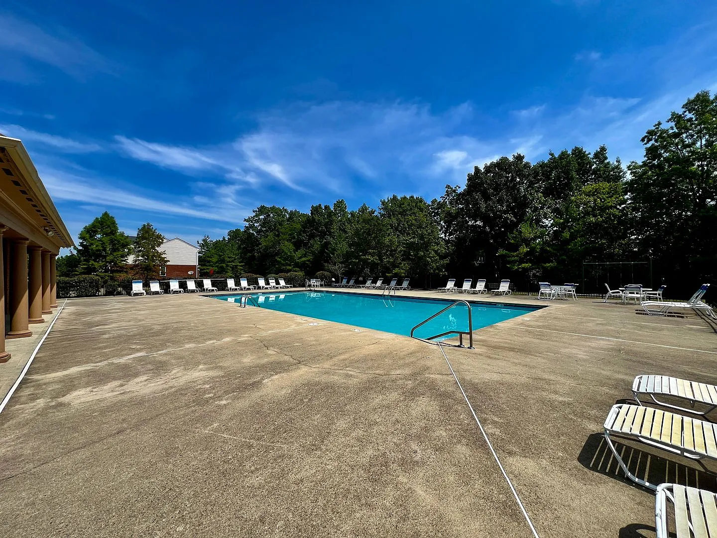 Large executive home in pool community Mason, Oh — Photo 3