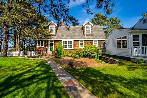 353 Seaside Ave Photo 1