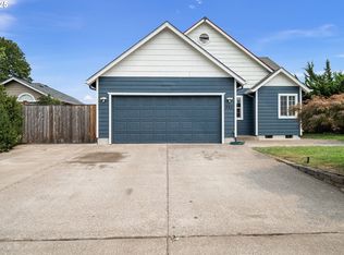 743 Woodland Acres Ln, Eugene, OR 97402