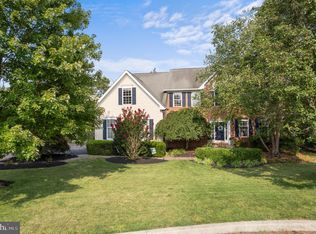 803 Chatham Ln, Schwenksville, PA 19473
