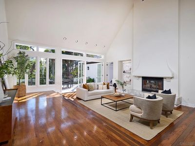 1765 Ivy Rd, Oceanside, CA, 92054