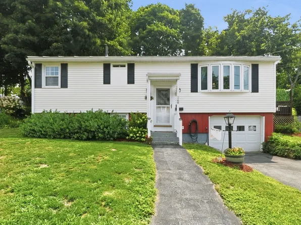 268 Milk St, Fitchburg, MA 01420