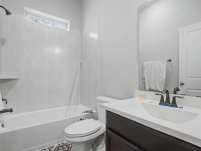 19718 Shinnery Ridge Ct — Photo 16