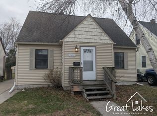 28311 Essex St, Roseville, MI 48066