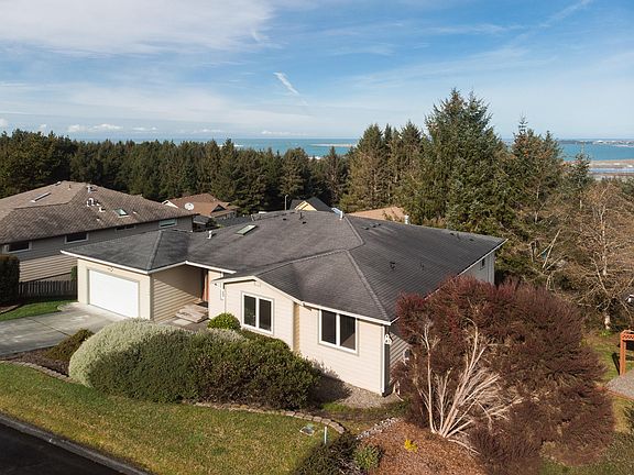 2nd image of 150 Barscape Ln