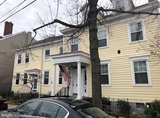 15 Walnut St, Bordentown, NJ 08505