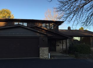 25185 Bridgeton Dr, Beachwood, OH