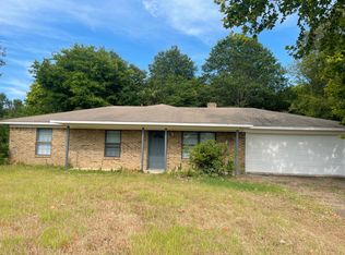 814 Hunter Rd, Longview, TX 75605