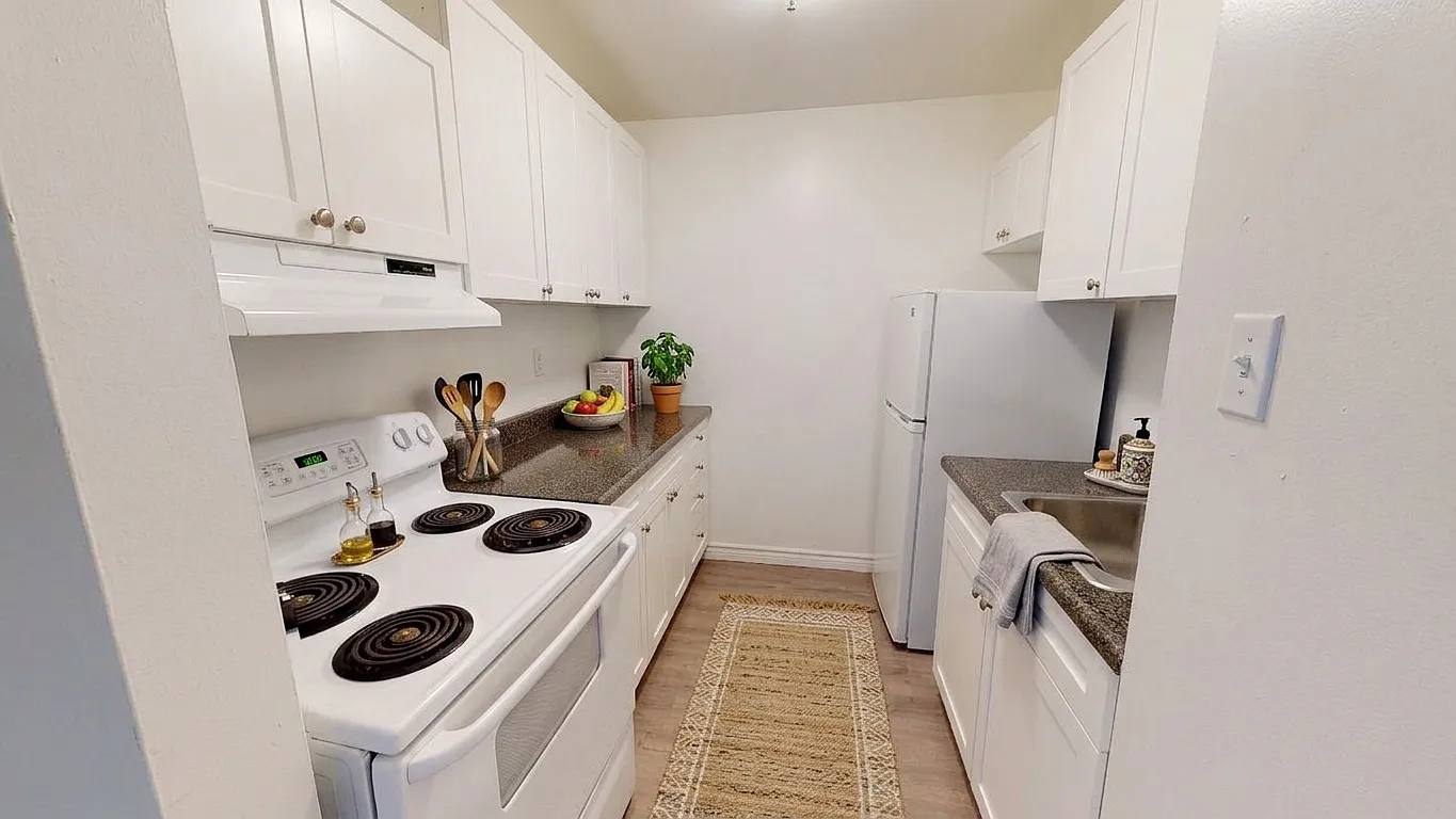 2 bed, $1,495 — Photo 3