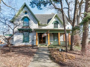 206 S Clinton St, Bloomington, IL