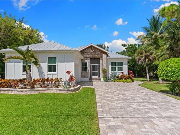 2291 Thomasson DR, NAPLES, FL 34112