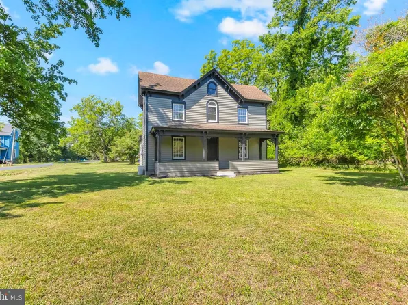3388 Sackertown Rd, Crisfield, MD 21817