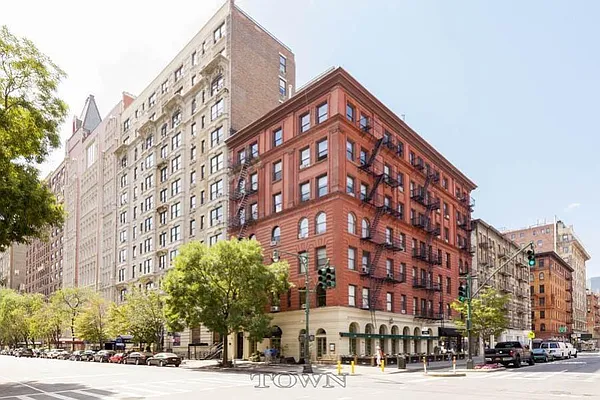 Rented by Town Residential | media 6