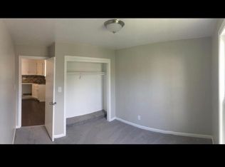172 Center St #2, Chicopee, MA 01013