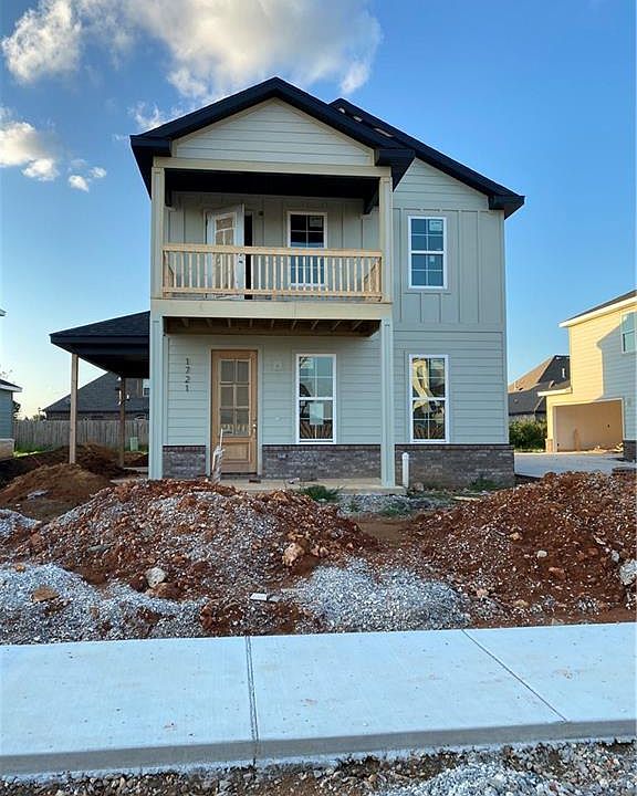 1st image of 1721 W Whitney Ln
