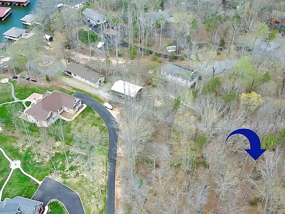 4th image of 72 Dove Ct