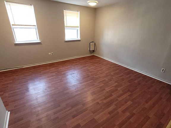 5th image of 1430 Jackson St Floor 2