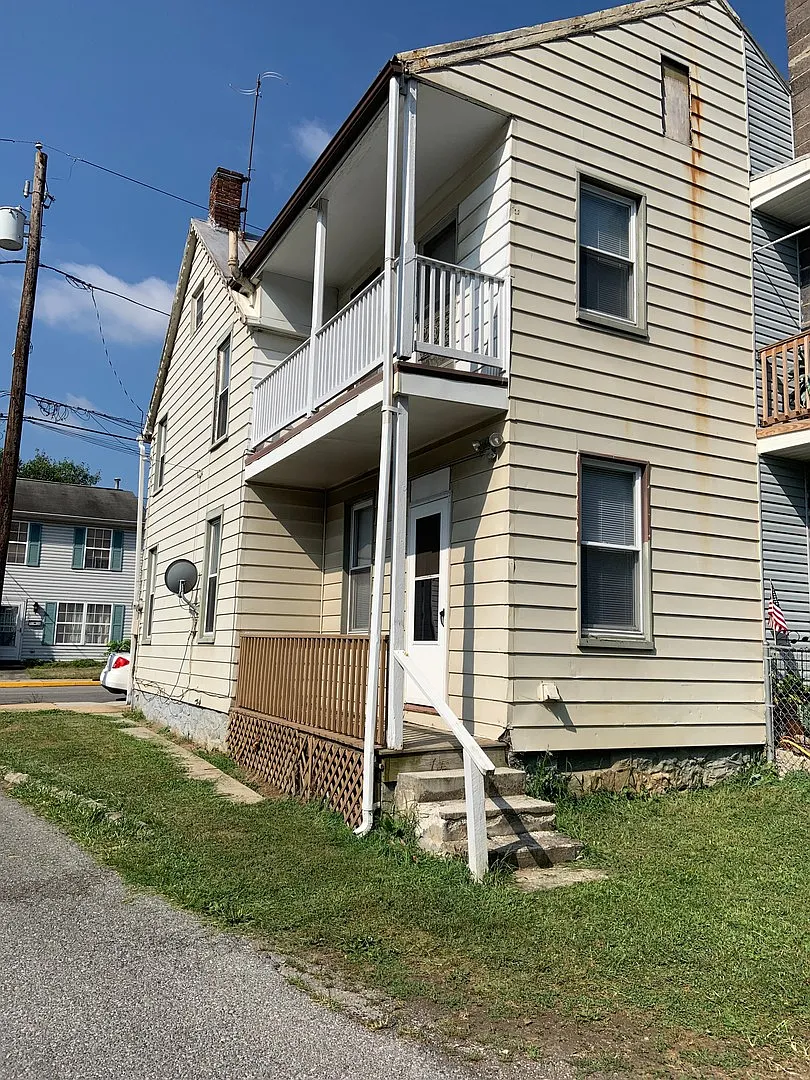 Coming Next Month Two Bedroom Home in Carlisle — Photo 3