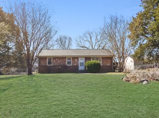 1969 Mark Ave, Clarksville, TN 37043